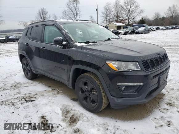 2020 Jeep Compass Latitude with VIN 3C4NJDBB6LT205290, listed as a Copart auction lot 86425454 with 68,670 mi miles and Salvage title. Bid and sale history available at DreamBid. Image 4.