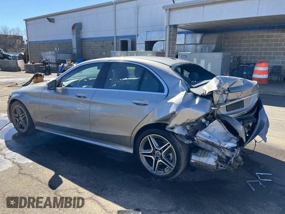 2020 Mercedes-Benz C 300 with VIN 55SWF8EB5LU325541, listed as a Copart auction lot 48358355 with 70,592 mi miles and Non Repairable. Bid and sale history available at DreamBid. Image 2.