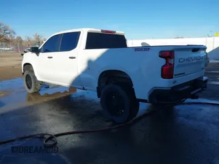 2022 Chevrolet Silverado 1500 Custom Trail Boss with VIN 3GCPDCEDXNG573426, listed as a IAAI auction lot 41034684 with 29,033 mi miles and . Bid and sale history available at DreamBid. Image 3.
