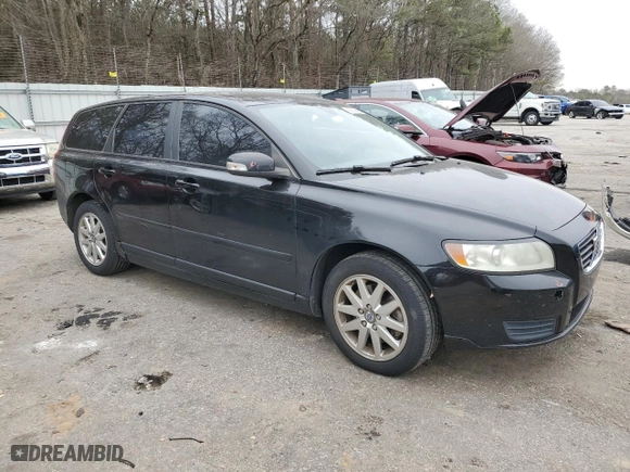 2008 Volvo V50 2.4L with VIN YV1MW382X82380434, listed as a Copart auction lot 88919895 with 134,856 mi miles and Salvage Title. Bid and sale history available at carsss.com. Image 4.