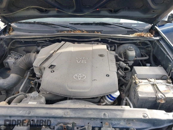 2006 Toyota Tacoma with VIN 5TEUU42N46Z247343, listed as a IAAI auction lot 41235061 with 189,193 mi miles. Bid and sale history available at carsss.com. Image 10.