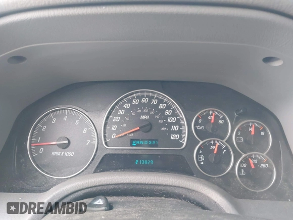 2005 GMC Envoy SLT with VIN 1GKDT13S352258833, listed as a IAAI auction lot 41525149 with 213,829 mi miles. Bid and sale history available at carsss.com. Image 7.