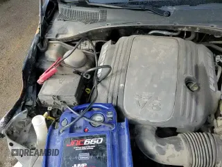 2017 Chrysler 300 C with VIN 2C3CCAET8HH541709, listed as a Copart auction lot 43707655 with 112,858 mi miles and Salvage title. Bid and sale history available at DreamBid. Image 13.