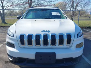 2016 Jeep Cherokee Sport with VIN 1C4PJMASXGW359186, listed as a IAAI auction lot 41930264 with 32,581 mi miles. Bid and sale history available at carsss.com. Image 12.