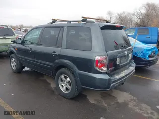 2006 Honda Pilot EX-L with VIN 2HKYF18526H563831, listed as a IAAI auction lot 41255427 with 237,074 mi miles. Bid and sale history available at carsss.com. Image 3.