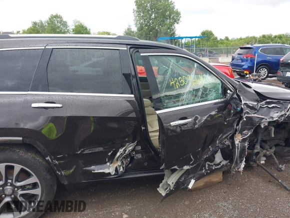 2017 Jeep Grand Cherokee Overland z VIN 1C4RJFCG7HC800403, wystawiony jako IAAI lot #42309664 z przebiegiem 98 389 mil mil oraz . Historia ofert i sprzedaży dostępna na DreamBid. Obrazek 14.