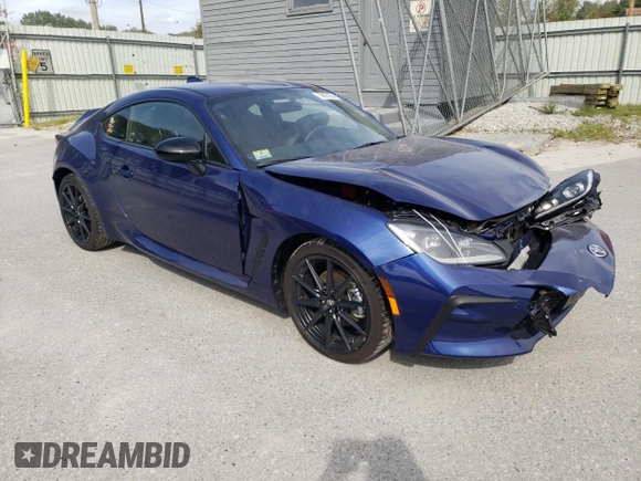 2024 Toyota 86 Premium with VIN JF1ZNBE15R8750004, listed as a Copart auction lot 74075264 with 3,062 mi miles and Salvage Title. Bid and sale history available at DreamBid. Image 4.