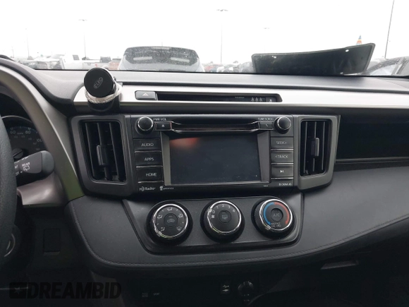 2017 Toyota RAV4 LE z VIN JTMZFREVXHJ107299, wystawiony jako IAAI lot #42422033 z przebiegiem 56 687 mil mil oraz . Historia ofert i sprzedaży dostępna na DreamBid. Obrazek 19.