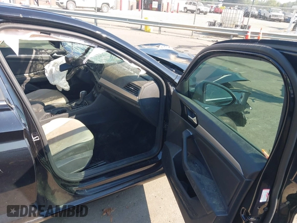 2020 Volkswagen Jetta S with VIN 3VWCB7BU6LM045233, listed as a IAAI auction lot 42686599 with 46,496 mi miles and . Bid and sale history available at DreamBid. Image 5.