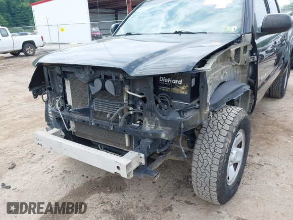 2015 Toyota Tacoma PreRunner with VIN 3TMJU4GN5FM189557, listed as a IAAI auction lot 42387542 with 189,188 mi miles and . Bid and sale history available at DreamBid. Image 6.