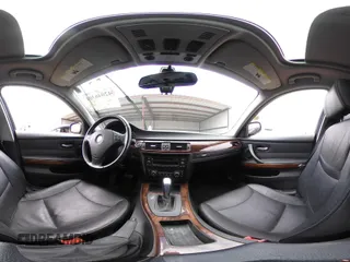 2011 BMW 3 Series 328i with VIN WBAPH5G52BNM84035, listed as a IAAI auction lot 42046301 with 165,418 mi miles. Bid and sale history available at carsss.com. Image 18.