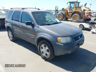 2002 Ford Escape XLT Choice with VIN 1FMYU03132KB02925, listed as a IAAI auction lot 42686731 with 171,171 mi miles and . Bid and sale history available at DreamBid. Image 1.
