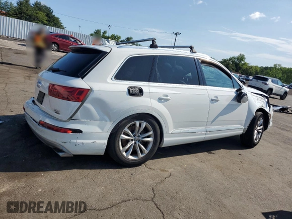 2018 Audi Q7 Premium Plus with VIN WA1LAAF72JD025331, listed as a Copart auction lot 59190365 with 125,472 mi miles and Salvage title. Bid and sale history available at DreamBid. Image 3.