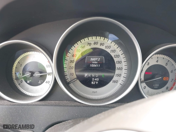 2013 Mercedes-Benz C-Class C 250 with VIN WDDGJ4HB7DG050891, listed as a IAAI auction lot 39092790 with 105,411 mi miles. Bid and sale history available at carsss.com. Image 7.