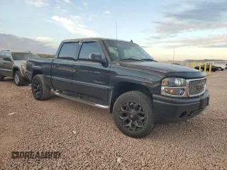 2006 GMC Sierra Denali z VIN 2GTEK63N661316610, wystawiony jako Copart lot #88360765 z przebiegiem 175 759 mil mil oraz Szkody całkowita. Historia ofert i sprzedaży dostępna na DreamBid. Obrazek 4.