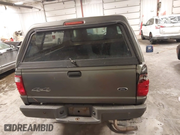 2004 Ford Ranger Edge Plus with VIN 1FTYR11U64PB54435, listed as a IAAI auction lot 41532425 with 88,201 mi miles. Bid and sale history available at carsss.com. Image 16.
