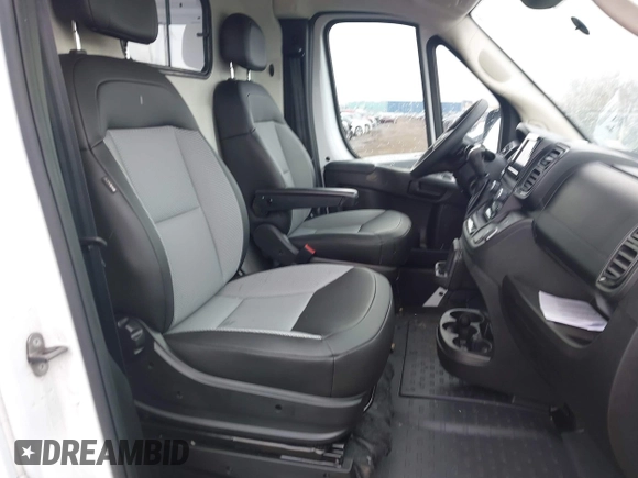 2024 Ram ProMaster Cargo Tradesman with VIN 3C6LRVDG3RE136772, listed as a IAAI auction lot 41879274 with 17,458 mi miles and . Bid and sale history available at DreamBid. Image 5.