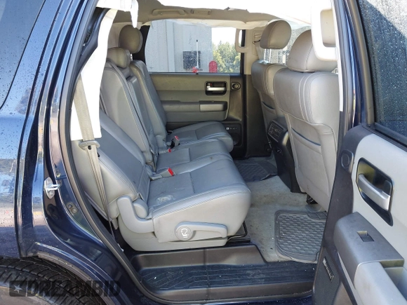 2010 Toyota Sequoia Ltd with VIN 5TDKY5G18AS029449, listed as a IAAI auction lot 40387729 with 250,906 mi miles. Bid and sale history available at carsss.com. Image 8.