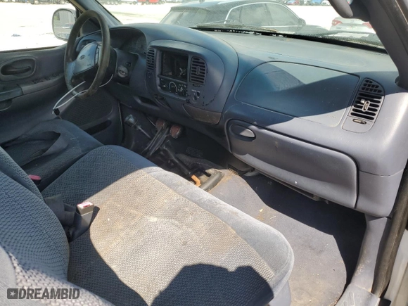 1999 Ford F-150 Work Series with VIN 1FTRX18W2XNC00196, listed as a Copart auction lot 72536444 with 0 mi miles and Non Repairable. Bid and sale history available at carsss.com. Image 8.
