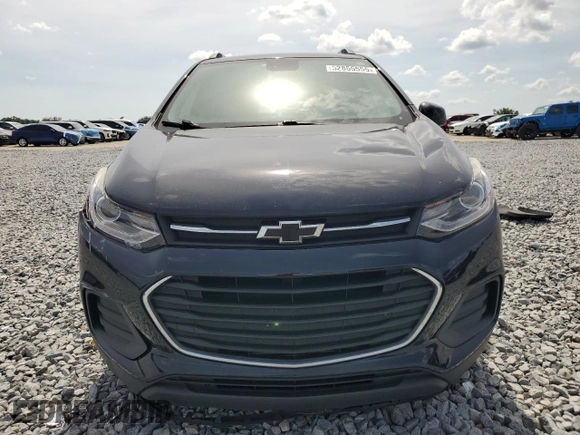 2021 Chevrolet Trax LT z VIN KL7CJLSB8MB356150, wystawiony jako Copart lot #52855555 z przebiegiem 51 781 mil mil oraz Szkoda całkowita • Salvage title. Historia ofert i sprzedaży dostępna na DreamBid. Obrazek 5.