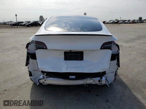 2022 Tesla Model Y Performance с VIN 7SAYGDEF4NF403784, выставлен на аукционе Copart как лот 53392595 с пробегом 51 023 миль миль и Списание • Salvage title. История ставок и продаж доступна на DreamBid. Изображение 6.