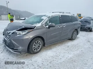 2022 Toyota Sienna XLE with VIN 5TDYRKEC4NS120170, listed as a IAAI auction lot 41630234 with 42,956 mi miles and . Bid and sale history available at DreamBid. Image 2.