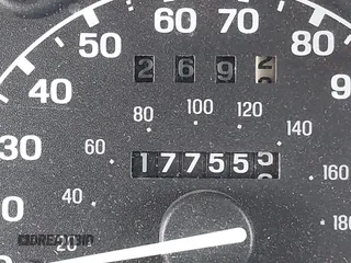 1997 Ford Explorer XL with VIN 1FMDU34E4VUD07874, listed as a IAAI auction lot 41830670 with 177,555 mi miles and . Bid and sale history available at DreamBid. Image 7.