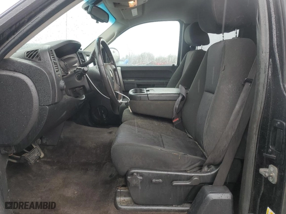 2010 Chevrolet Silverado 1500 LT with VIN 1GCSKSE34AZ298230, listed as a Copart auction lot 47640145 with 190,583 mi miles and Salvage Title. Bid and sale history available at carsss.com. Image 7.