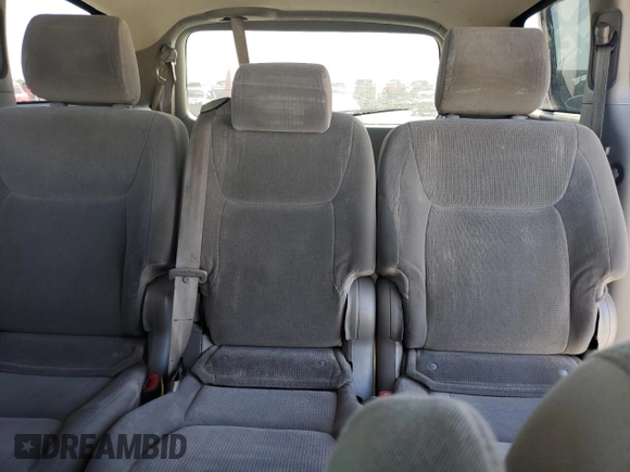 2005 Toyota Sienna CE z VIN 5TDZA23C05S376501, wystawiony jako Copart lot #82578704 z przebiegiem 201 995 mil mil oraz Szkoda całkowita • Salvage title. Historia ofert i sprzedaży dostępna na DreamBid. Obrazek 10.
