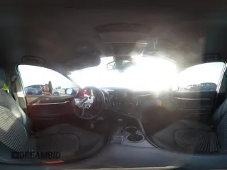 2022 Toyota Camry SE z VIN 4T1T11AK6NU622176, wystawiony jako IAAI lot #41876802 z przebiegiem 56 631 mil mil oraz . Historia ofert i sprzedaży dostępna na DreamBid. Obrazek 19.
