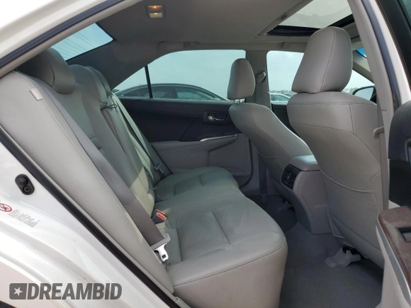 2014 Toyota Camry L with VIN 4T4BF1FK3ER398621, listed as a Copart auction lot 50946675 with 71,141 mi miles and Clean Title. Bid and sale history available at DreamBid. Image 10.