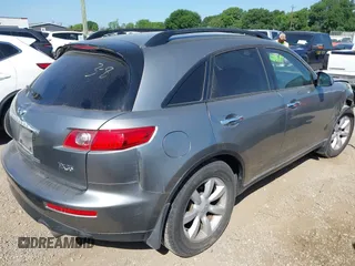 2005 Infiniti FX35 with VIN JNRAS08U55X109879, listed as a IAAI auction lot 42006420 with 150,760 mi miles. Bid and sale history available at carsss.com. Image 4.