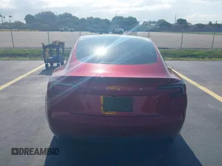 2025 Tesla Model 3 Long Range with VIN 5YJ3E1EA6SF967254, listed as a IAAI auction lot 42345651 with 1,180 mi miles and . Bid and sale history available at DreamBid. Image 17.