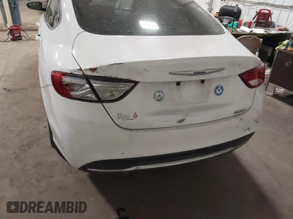 2015 Chrysler 200 Limited with VIN 1C3CCCAB6FN693470, listed as a IAAI auction lot 41828594 with 130,277 mi miles. Bid and sale history available at carsss.com. Image 6.