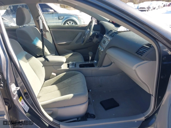 2009 Toyota Camry LE with VIN 4T1BK46K29U078610, listed as a IAAI auction lot 41597196 with 222,531 mi miles. Bid and sale history available at carsss.com. Image 5.