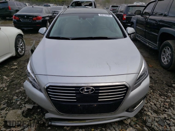 2016 Hyundai Sonata Hybrid Limited with VIN KMHE34L12GA018248, listed as a Copart auction lot 43215733 with 71,345 mi miles. Bid and sale history available at carsss.com. Image 5.
