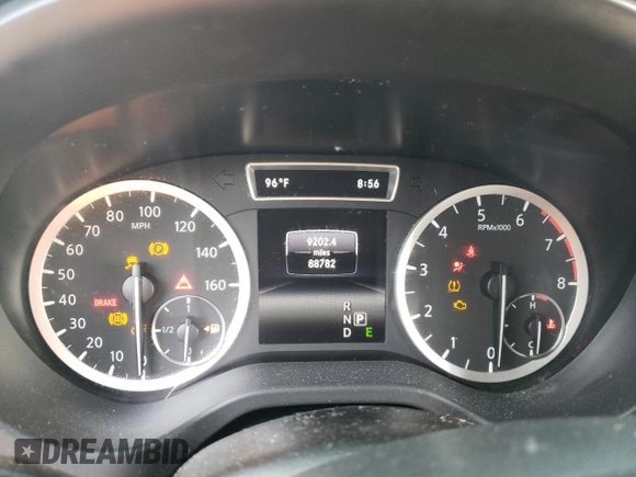 2018 Infiniti QX30 Premium with VIN SJKCH5CR1JA048158, listed as a Copart auction lot 61835984 with 88,782 mi miles and Salvage Title. Bid and sale history available at carsss.com. Image 9.