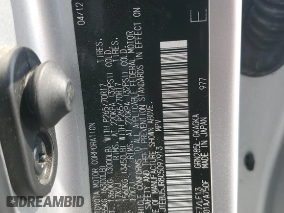2012 Toyota 4Runner SR5 with VIN JTEBU5JR8C5097913, listed as a Copart auction lot 60094975 with 137,508 mi miles and Salvage title. Bid and sale history available at DreamBid. Image 12.