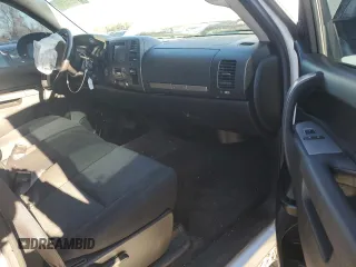2013 Chevrolet Silverado 1500 LT with VIN 3GCPKSE71DG149447, listed as a Copart auction lot 44828265 with 231,538 mi miles and Salvage Title. Bid and sale history available at DreamBid. Image 8.