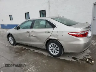 2015 Toyota Camry XLE with VIN 4T1BF1FKXFU991999, listed as a Copart auction lot 50639475 with 127,682 mi miles and Salvage Title. Bid and sale history available at DreamBid. Image 2.