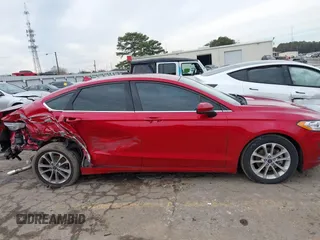 2020 Ford Fusion SE with VIN 3FA6P0HD5LR252186, listed as a IAAI auction lot 41394708 with 99,092 mi miles. Bid and sale history available at carsss.com. Image 13.