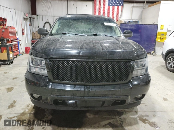2010 Chevrolet Tahoe LT z VIN 1GNUKBE02AR249128, wystawiony jako Copart lot #79058594 z przebiegiem 121 354 mil mil oraz Szkoda całkowita • Salvage title. Historia ofert i sprzedaży dostępna na DreamBid. Obrazek 5.