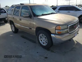 2000 GMC Yukon SLT with VIN 1GKEC13T0YJ204011, listed as a Copart auction lot 74451944 with 0 mi miles and Salvage Title. Bid and sale history available at carsss.com. Image 4.