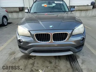 2014 BMW X1 sDrive28i with VIN WBAVM1C56EVW49686, listed as a Copart auction lot 47584905 with 182,738 mi miles and Salvage Title. Bid and sale history available at carsss.com. Image 11.