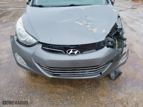 2013 Hyundai Elantra GLS PZEV with VIN 5NPDH4AE9DH421381, listed as a IAAI auction lot 41435537 with 253,528 mi miles. Bid and sale history available at carsss.com. Image 17.