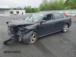 2012 Volkswagen Passat SE z VIN 1VWBP7A38CC075213, wystawiony jako Copart lot #53678365 z przebiegiem Nie podano mil oraz Szkoda całkowita • Salvage title. Historia ofert i sprzedaży dostępna na DreamBid. Obrazek 1.