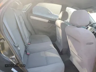 2007 Suzuki Forenza z VIN KL5JD56Z27K530714, wystawiony jako Copart lot #73358864 z przebiegiem 127 196 mil mil oraz Szkody całkowita. Historia ofert i sprzedaży dostępna na DreamBid. Obrazek 11.