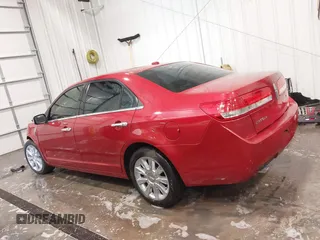 2011 Lincoln MKZ z VIN 3LNHL2GC7BR752038, wystawiony jako IAAI lot #41731713 z przebiegiem 139 935 mil mil oraz . Historia ofert i sprzedaży dostępna na DreamBid. Obrazek 15.