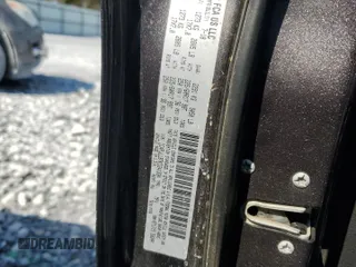2019 Jeep Cherokee Latitude Plus z VIN 1C4PJLLB7KD241334, wystawiony jako Copart lot #52323575 z przebiegiem 82 570 mil mil oraz Szkoda całkowita • Salvage title. Historia ofert i sprzedaży dostępna na DreamBid. Obrazek 13.