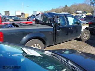 2016 Nissan Frontier SV with VIN 1N6AD0FV5GN742335, listed as a IAAI auction lot 41411366 with 147,727 mi miles. Bid and sale history available at carsss.com. Image 4.